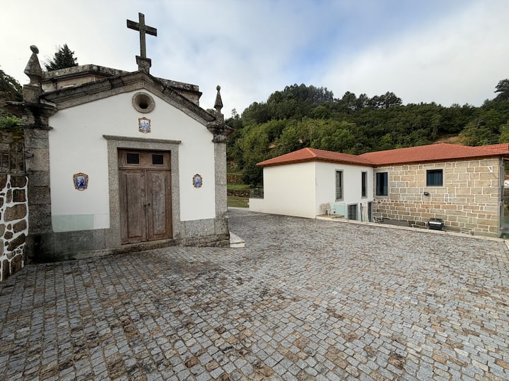 Capela da Quinta do Castelo de Baixo